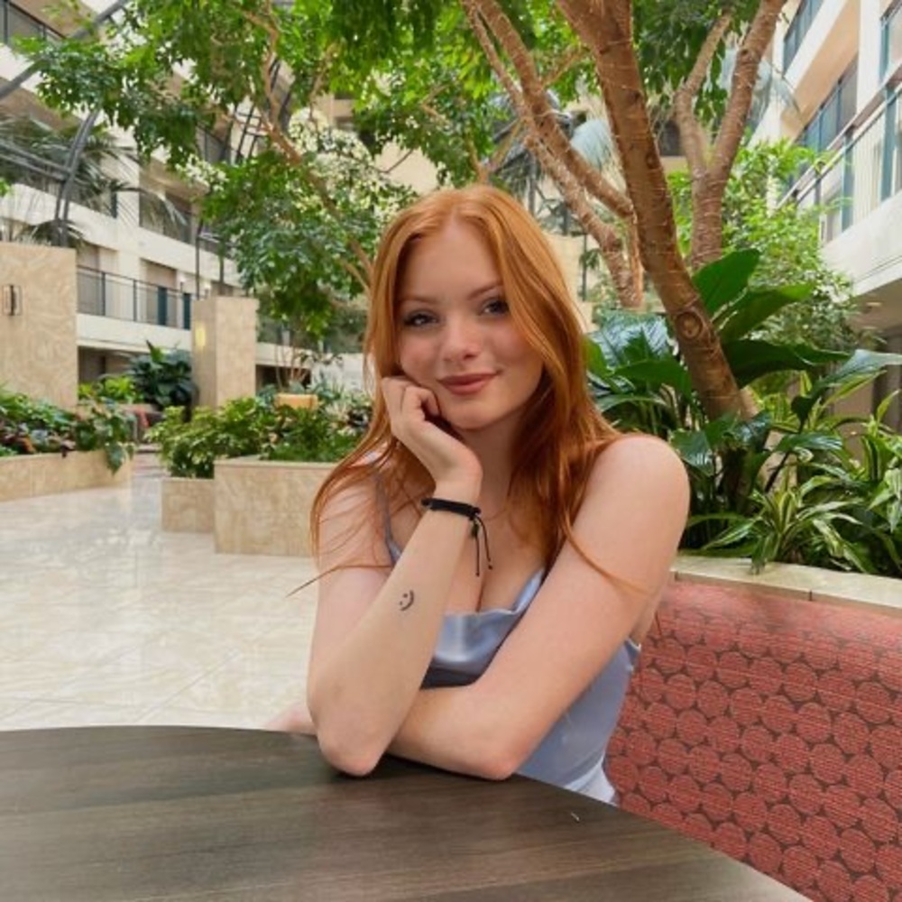 Meet your Posher, Ellyse